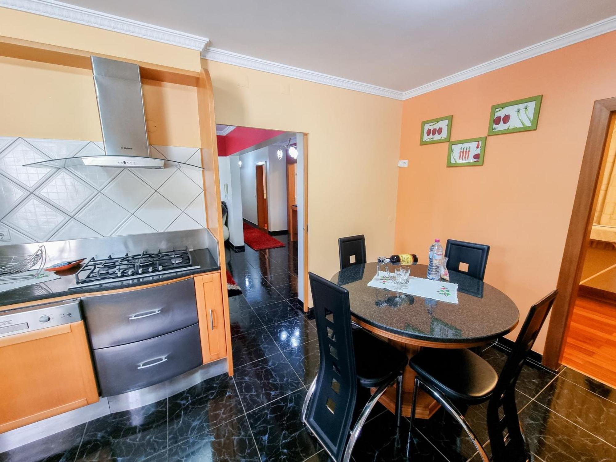 Atlantico, Your Family&friends Retreat * Ponta do Sol (Madeira)